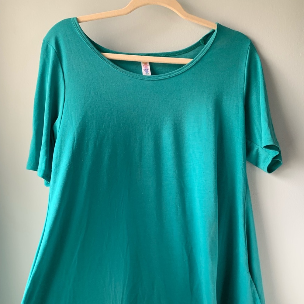 LuLaRoe Perfect Tee - Turquoise - Medium